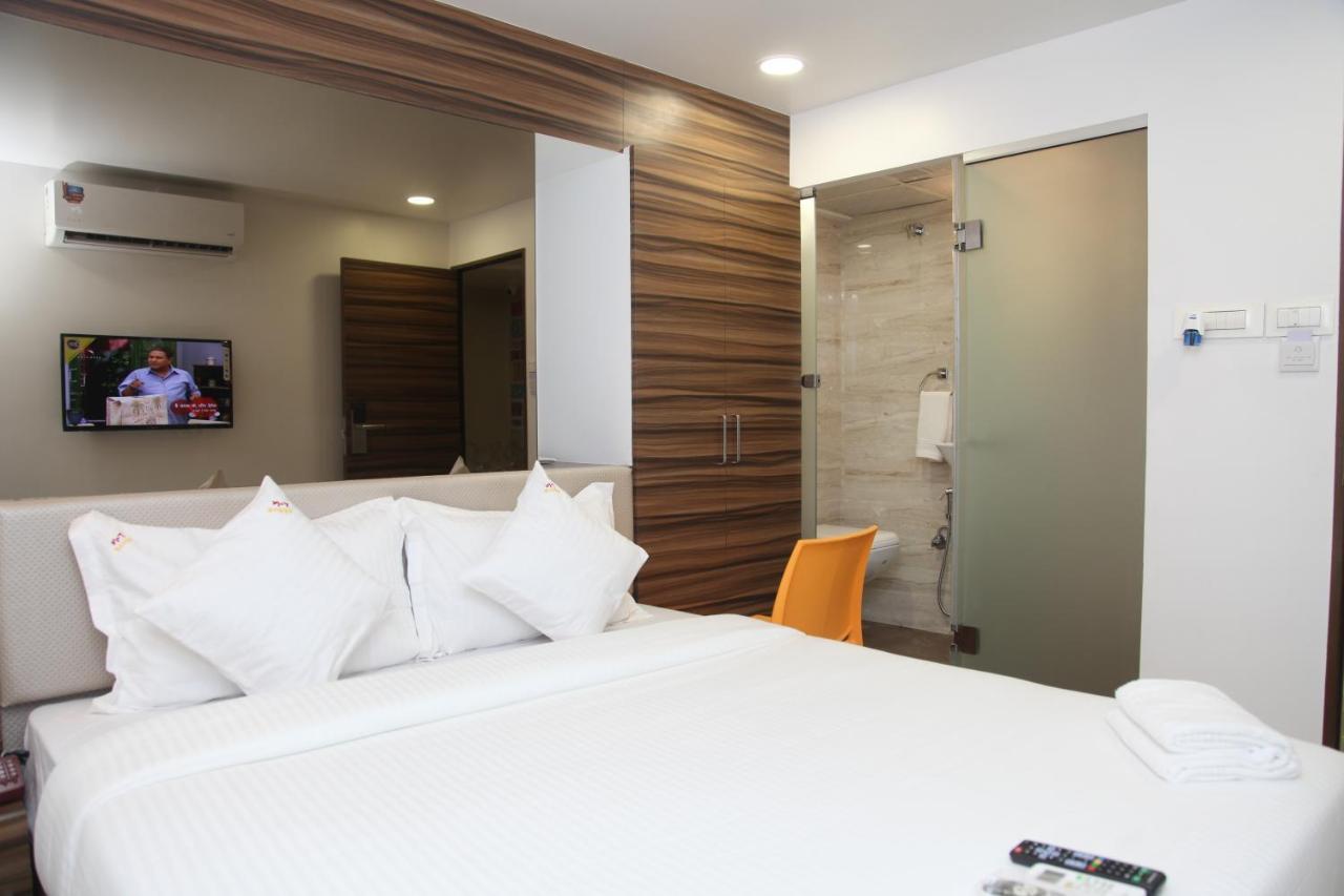 Hotel Lucky Galaxy - Mumbai — Photos 2